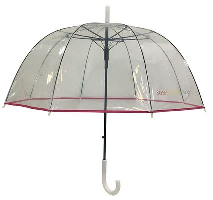 핑크색 경계와 소성 손잡이 명백한 포 우산