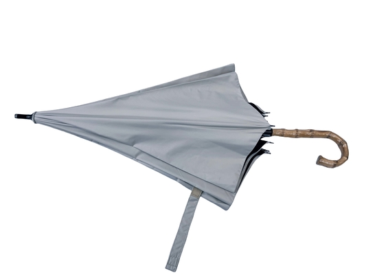 260g Bambu Handle Stick Umbrella with Black UV Coating and Fiberglass Shafts (검은 자외선 코팅과 유리섬유 셰프트와 함께)