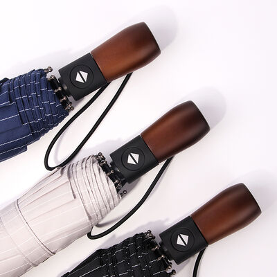 23인치 3단 자동 개폐 우산 (나무 손잡이)