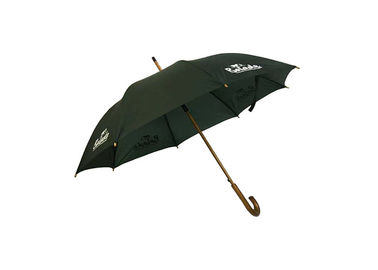 J 지팡이 나무로 되는 손잡이 우산 23 인치 금속 구조에 의하여 주문을 받아서 만들어지는 로고 디자인
